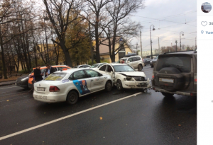 На Каменноостровском проспекте произошло массовое ДТП