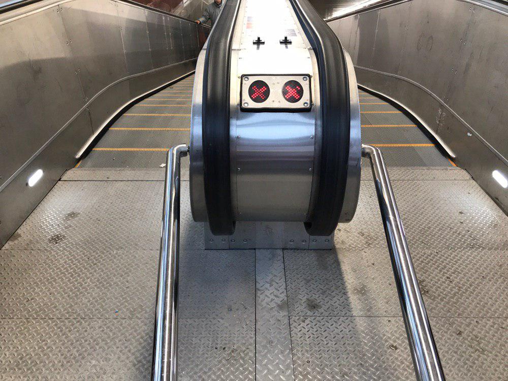 GazetaSPb показывает, как станция "Проспект Славы" выглядит внутри