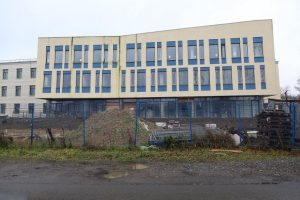 Застройщик «перепасовал» школьные деньги футбольному клубу Ротенберга