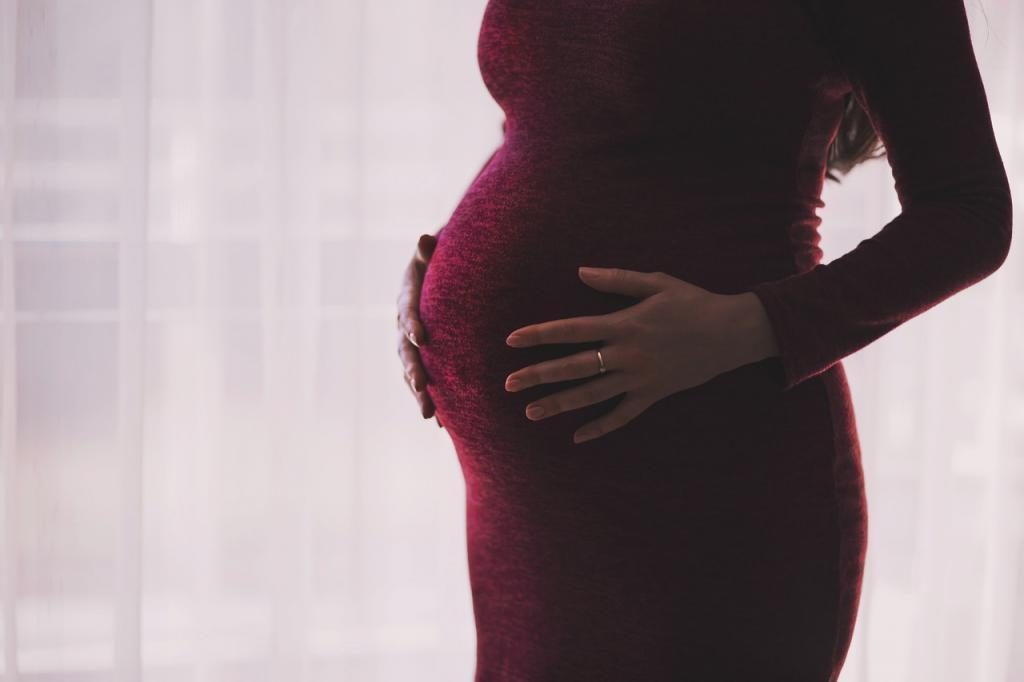 Ученые рассказали, что вредные привычки при беременности могут привести к СВДС