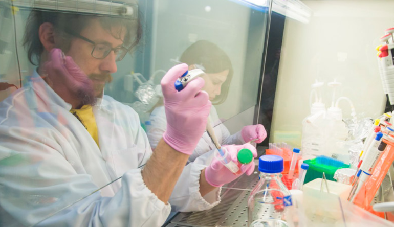 Кем был ученый Каганский, тело которого нашли под окнами на Замшиной