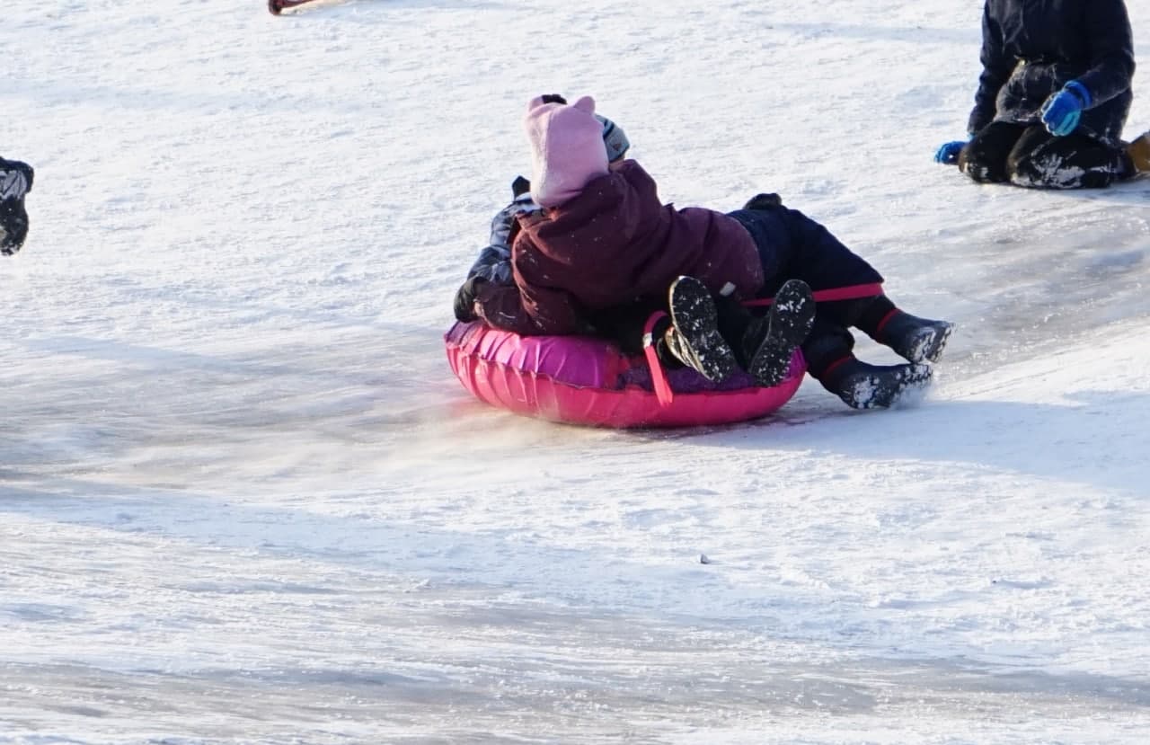 Как петербуржцы катаются на смертельно опасных "ватрушках" - фоторепортаж Gazeta.SPb