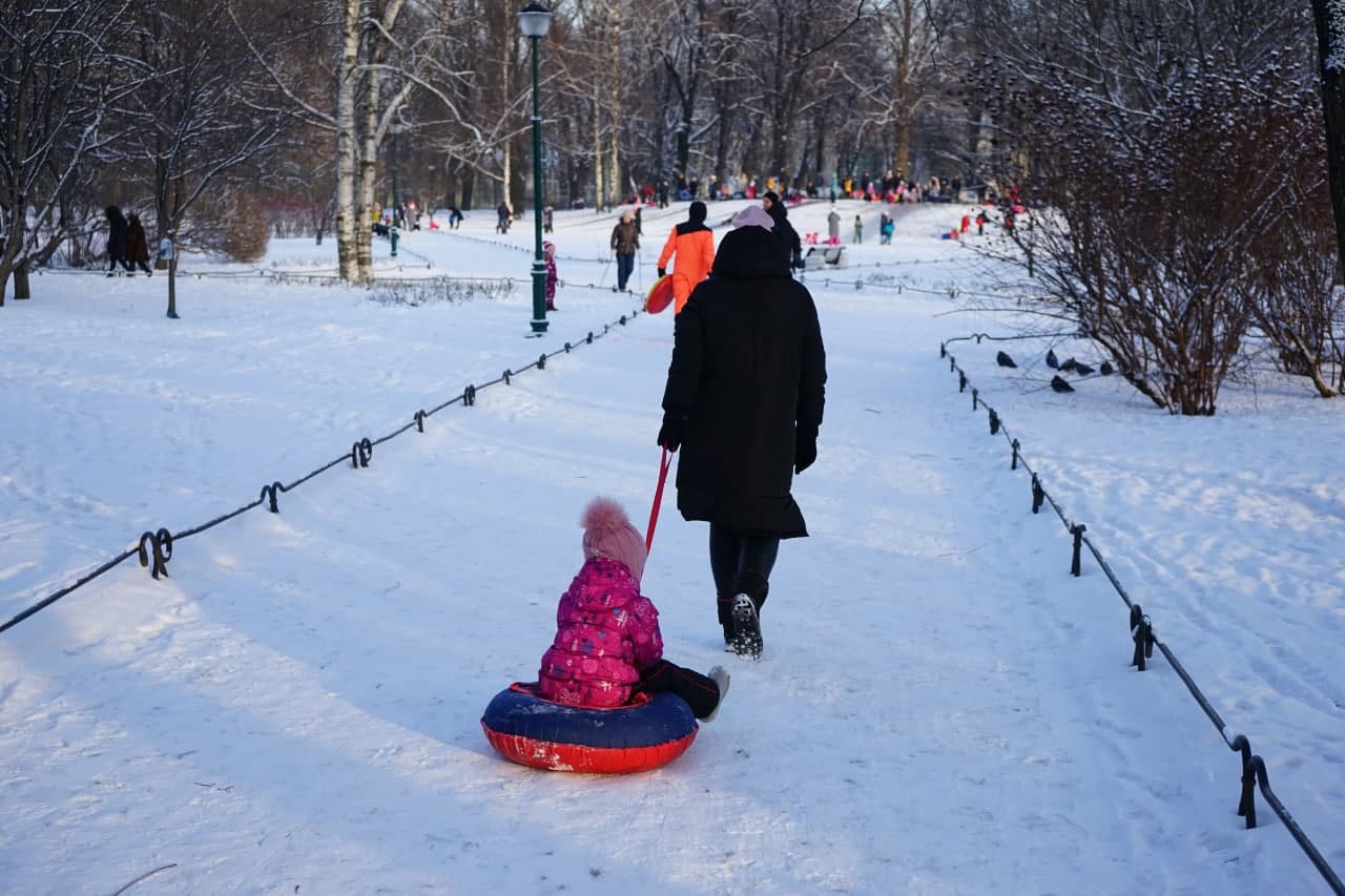 Как петербуржцы катаются на смертельно опасных "ватрушках" - фоторепортаж Gazeta.SPb