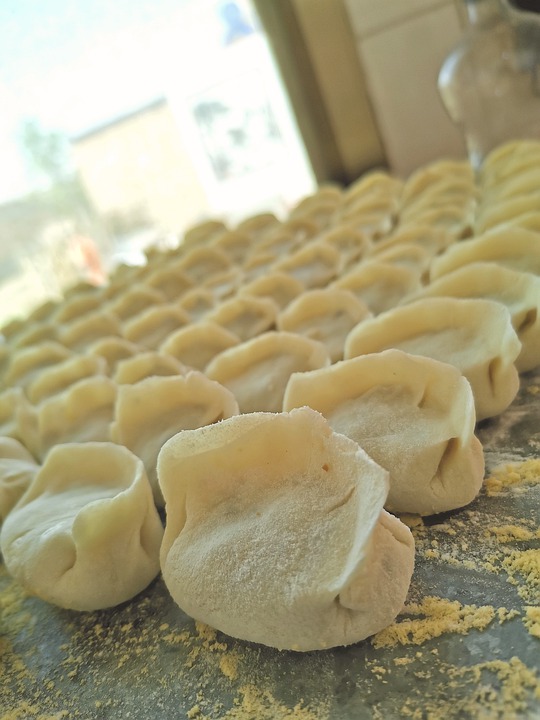 Китайский Новый год: как его празднуют в Петербурге и что сулит год рожденным "быками"