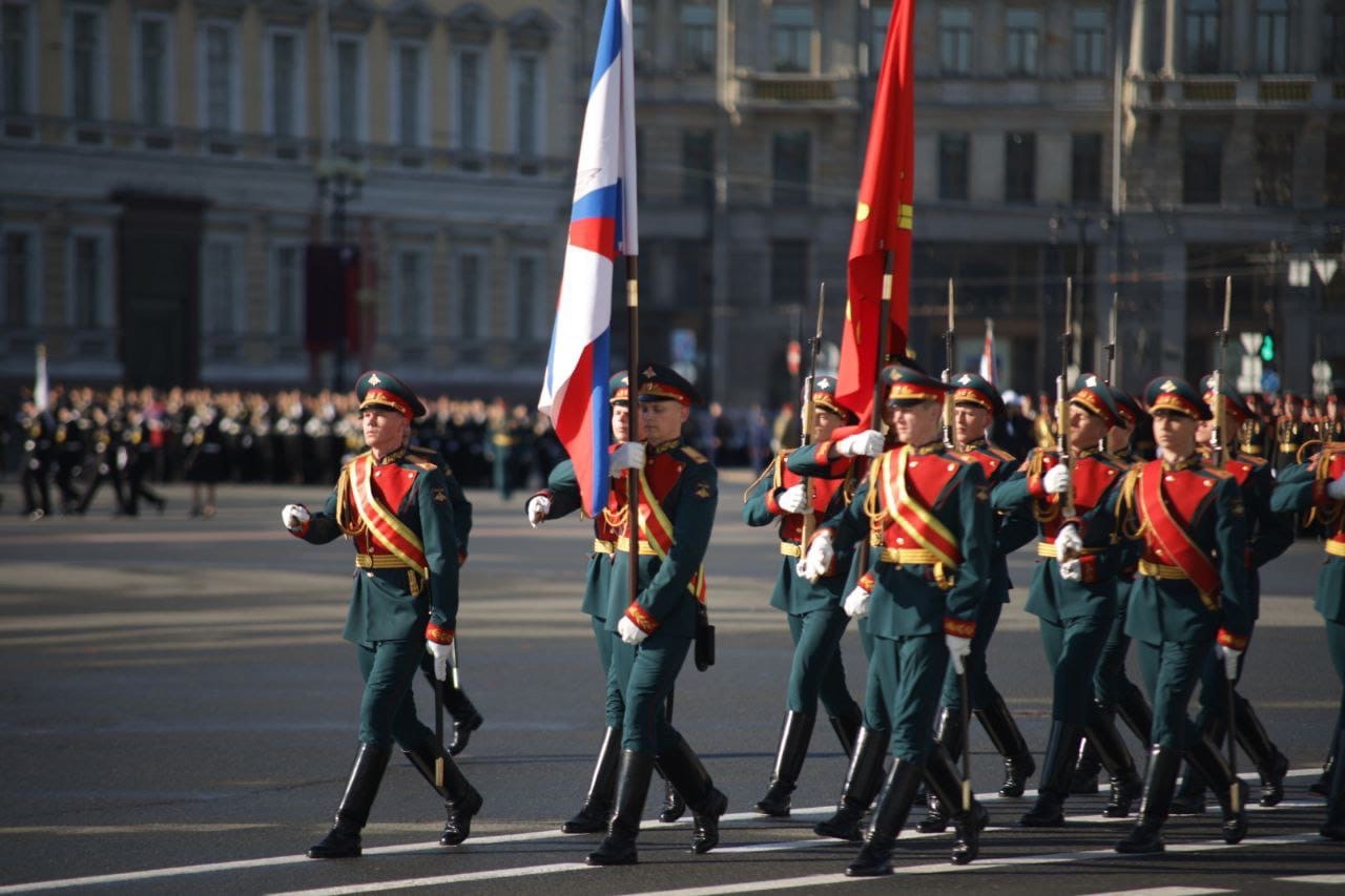 Состоялся Парад Победы: фоторепортаж Gazeta.SPb