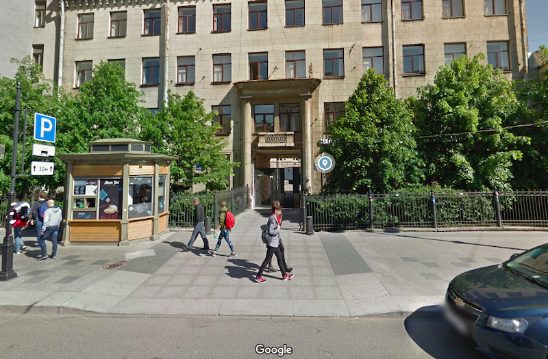 На Лиговском ночью открыли стрельбу из сигнального пистолета: хулиганами оказались несовершеннолетние