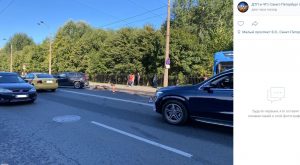 Полиция проверяет ДТП с мотоциклом на Васильевском острове