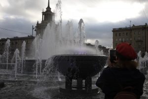 Площадь у Российской национальной библиотеки открылась после реконструкции: фоторепортаж Gazeta.SPb