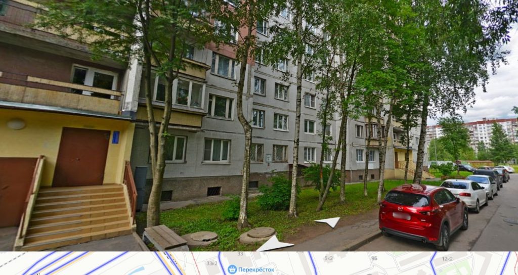 На улице Жени Егоровой горит двухкомнатная квартира