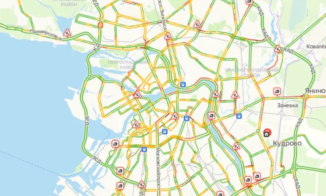 Пробки на дорогах спб в реальном. Пробка на Неве. Пробки в Санкт-Петербурге. Пробки на дорогах в Санкт-Петербурге. 13 Баллов пробки СПБ.