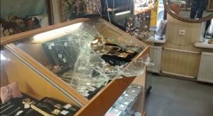 Грабитель, разгромивший ломбард на Петроградке, пойман Росгвардией