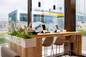 "Роснефть" открыла в Петербурге первую АЗС нового формата