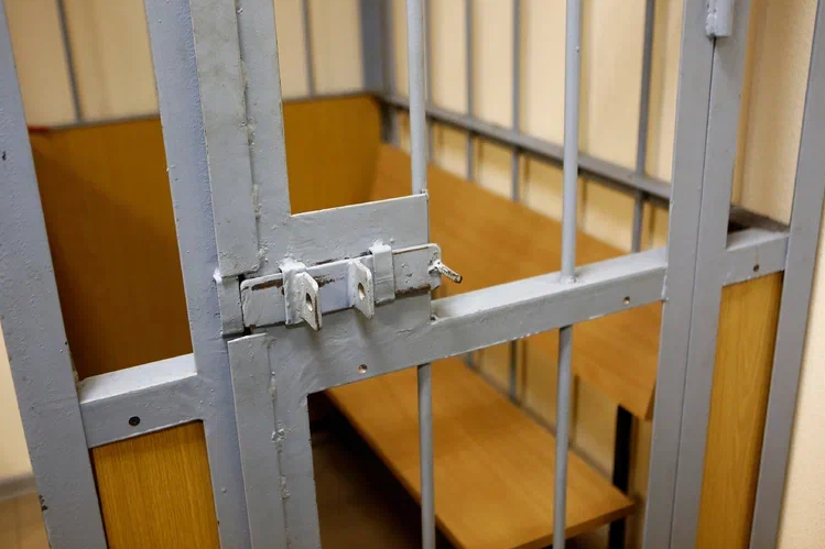 Отбывающий пожизненный срок «черный» риелтор из Петербурга предстанет перед судом из-за убийства