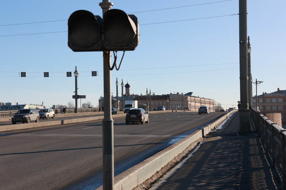 В Петербурге заключили соглашение о возведении платной трассы М-7 через Неву