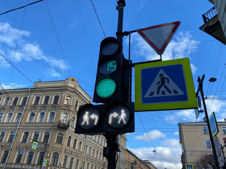 В Петербурге ограничат проезд из-за ремонта светофоров