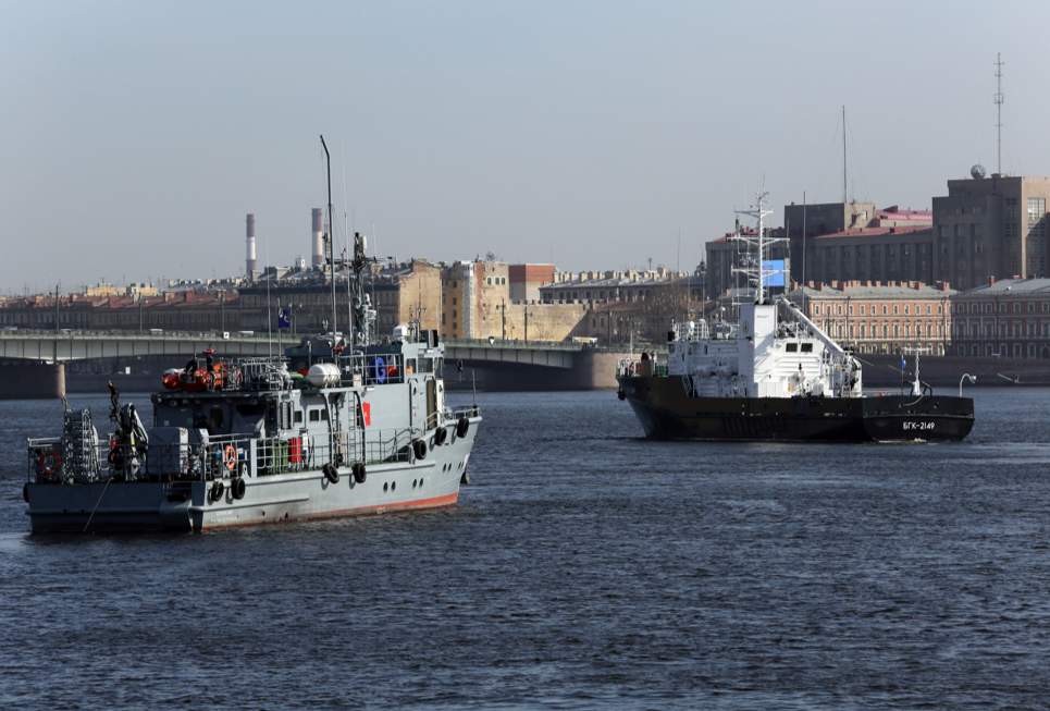 От крейсера «Аврора» до Васильевского острова пустили паромную переправу