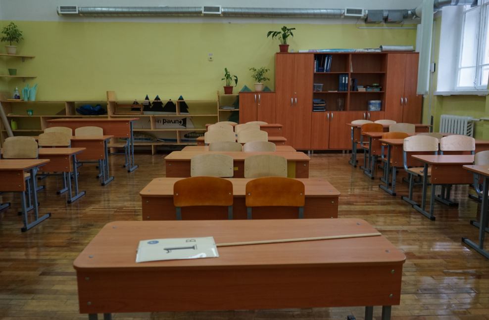 В Петербурге прокуратура разбирается с трудностями при зачислении детей в школы