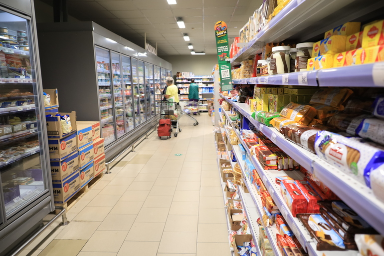 Российские магазины могут обязать указывать цену за килограмм или литр