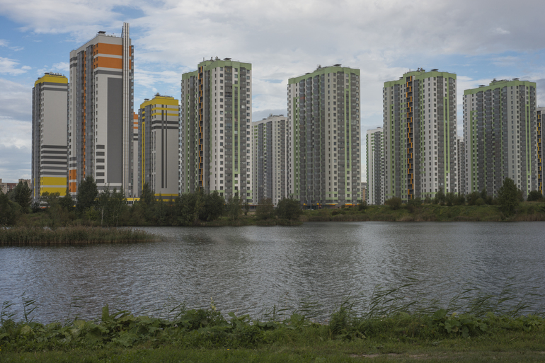 В Петербурге средняя стоимость новых квартир выросла на 4,7%