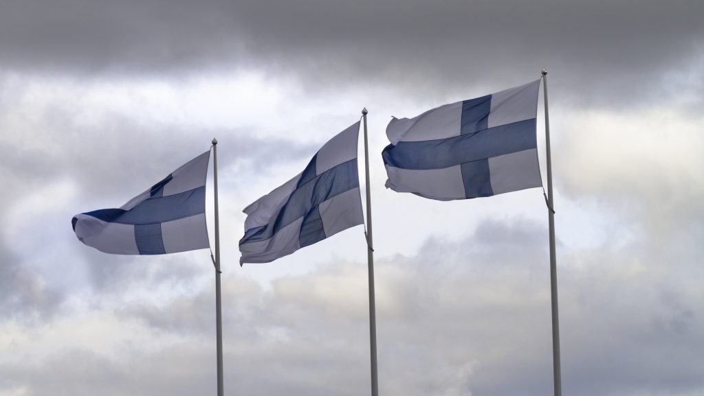 Власти Финляндии согласились открыть только два КПП на границе с Россией