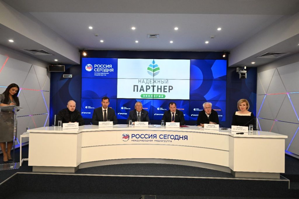 Комитет по транспорту Петербурга получил почетную награду в Москве