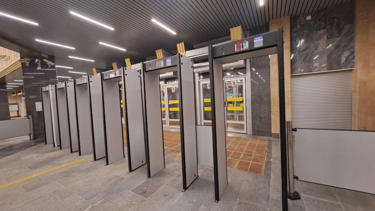 Станция «Ладожская» приняла первых пассажиров после капремонта