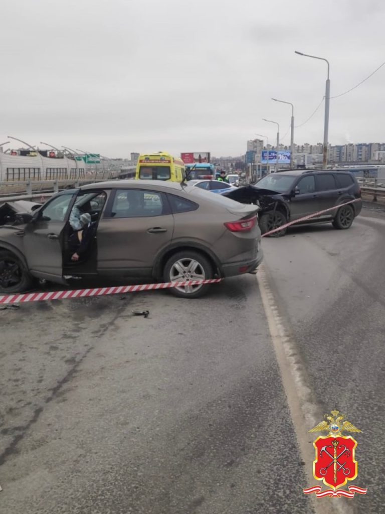 Полиция показала кадры смертельного ДТП на Планерном виадуке