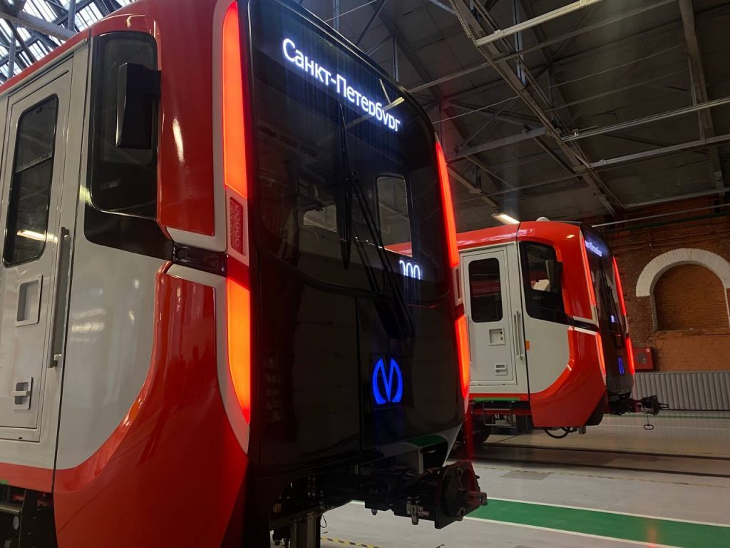 В Петербурге собрали 20-й состав поезда «Балтиец»