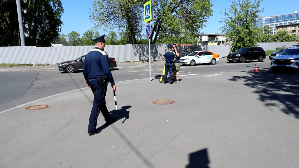 ГИБДД составила 2 тысячи протоколов на электросамокатчиков в Петербурге