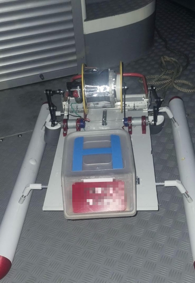 Созданный студентами акваробот устроил побег с выставки в Невскую губу