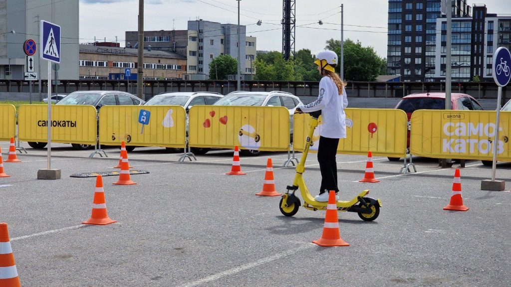 Комитет по транспорту Петербурга готов контролировать самокатчиков