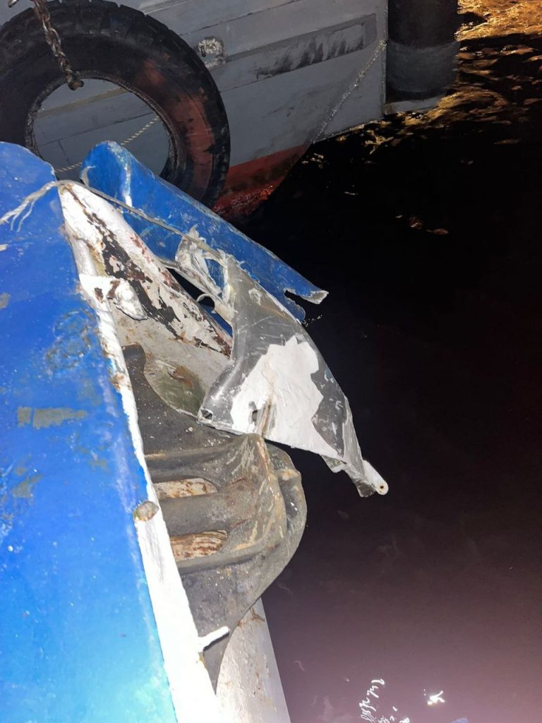 Английскую набережную не поделили три теплохода