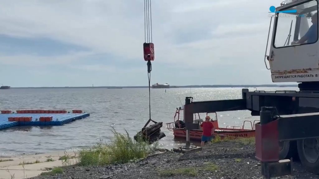 В заливе у Кронштадта нашли фрагменты самолета, защищавшего Ленинград