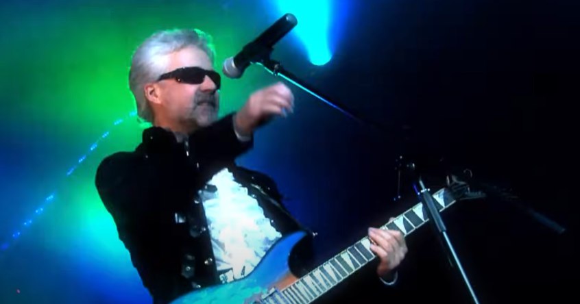 photo_5303467884330215573_y