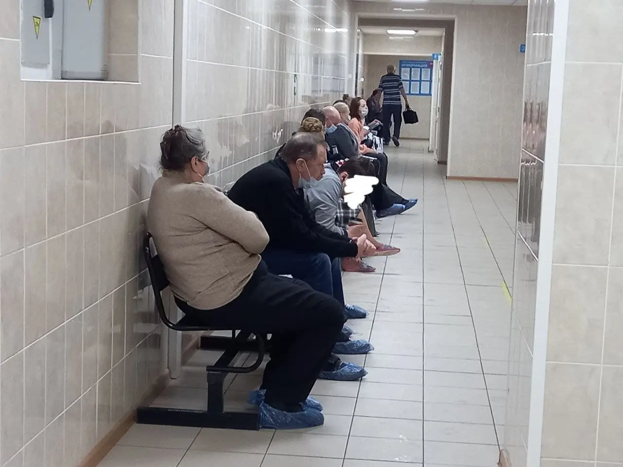 Как будут работать поликлиники Петербурга в новогодние каникулы