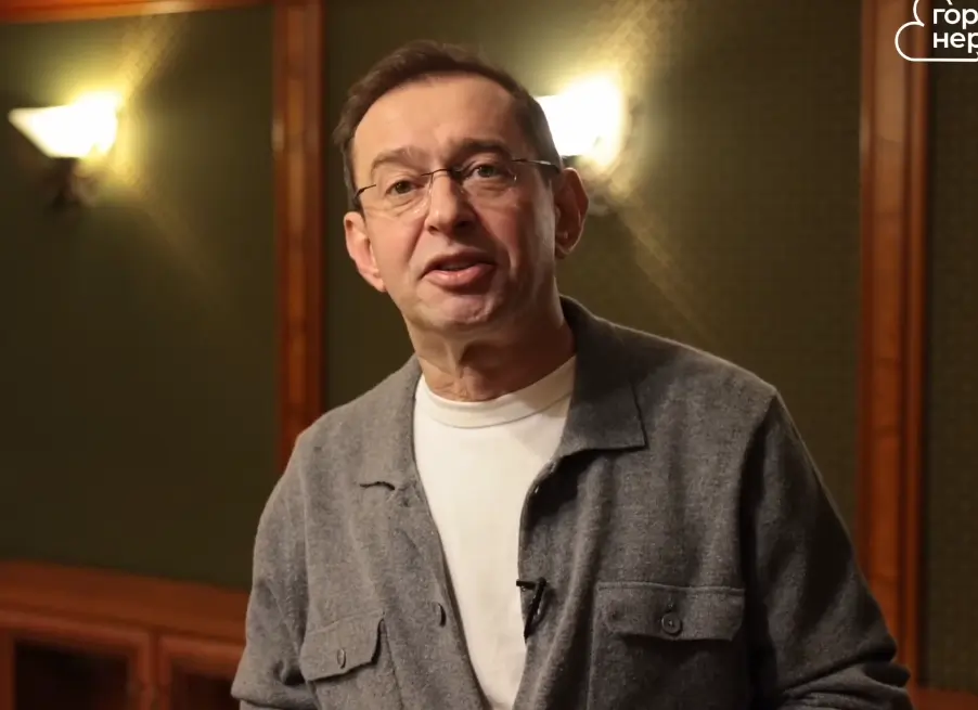 Константин Хабенский произнес речь на церемонии прощания с Евгенией Добровольской