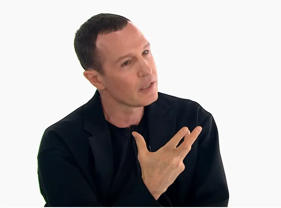 Верник рассказал о таланте Добровольской во время церемонии прощания с актрисой