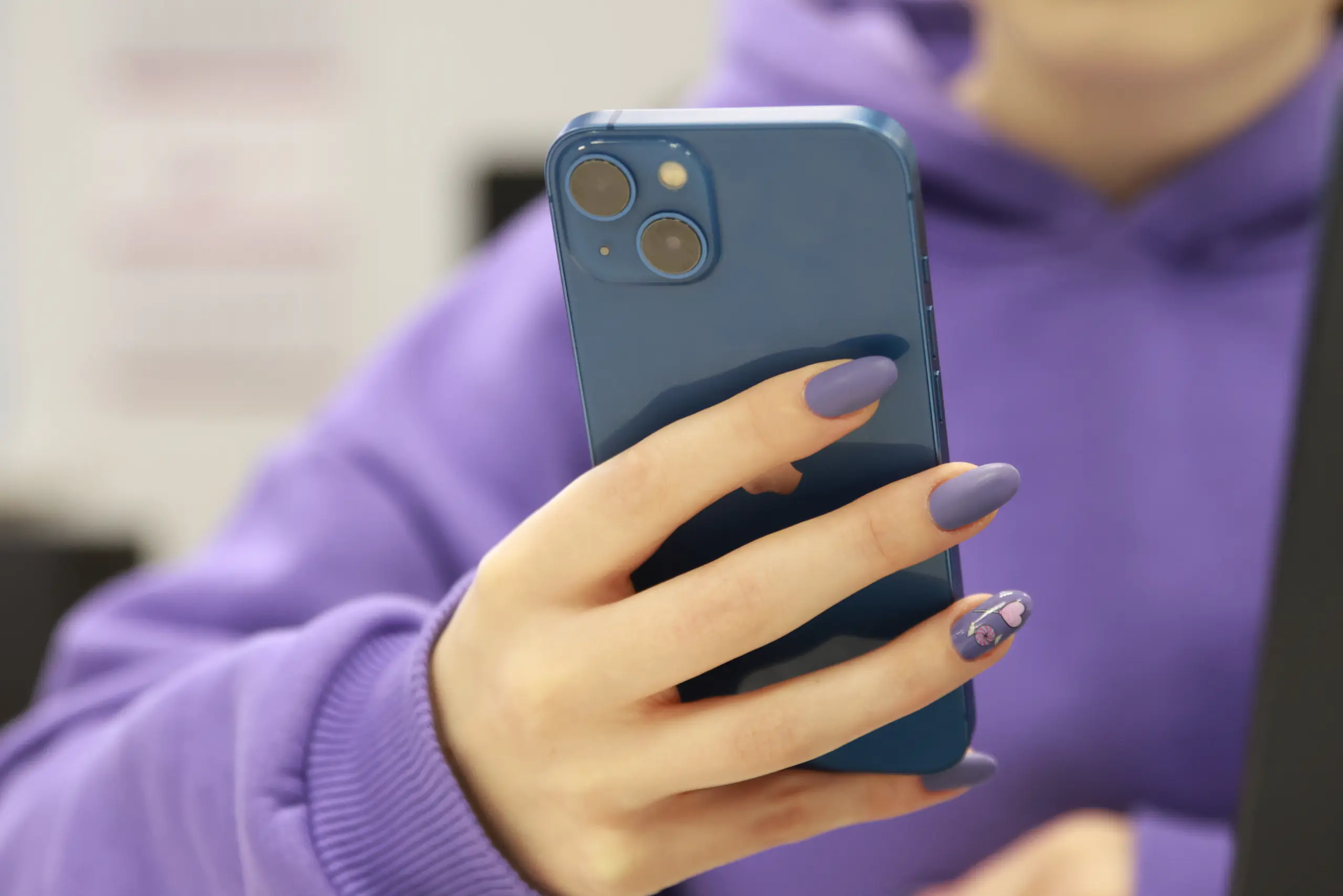 Полина Диброва показала кадры с возлюбленным из Антарктиды