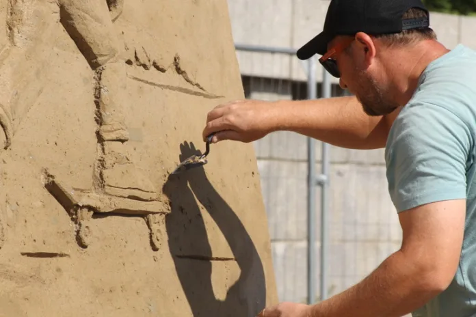 Песчаная скульптура