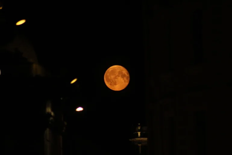 За две минуты Луна закроет 96 процентов солнечного диска