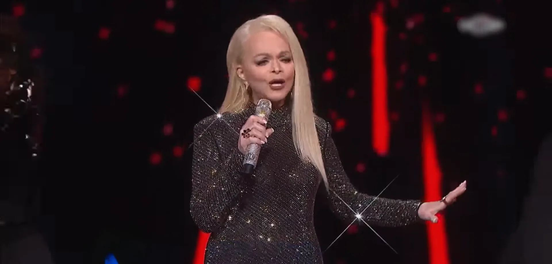 Мосгорсуд рассмотрит вопрос о выселении певицы Ларисы Долиной