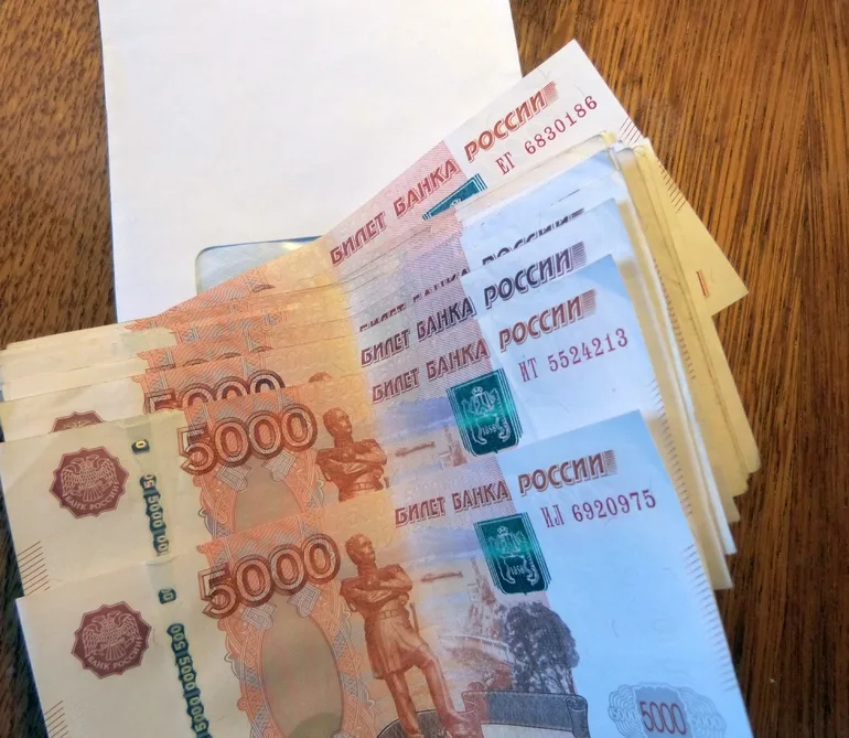 В Петербурге руководители Университета профсоюзов задержаны после обысков