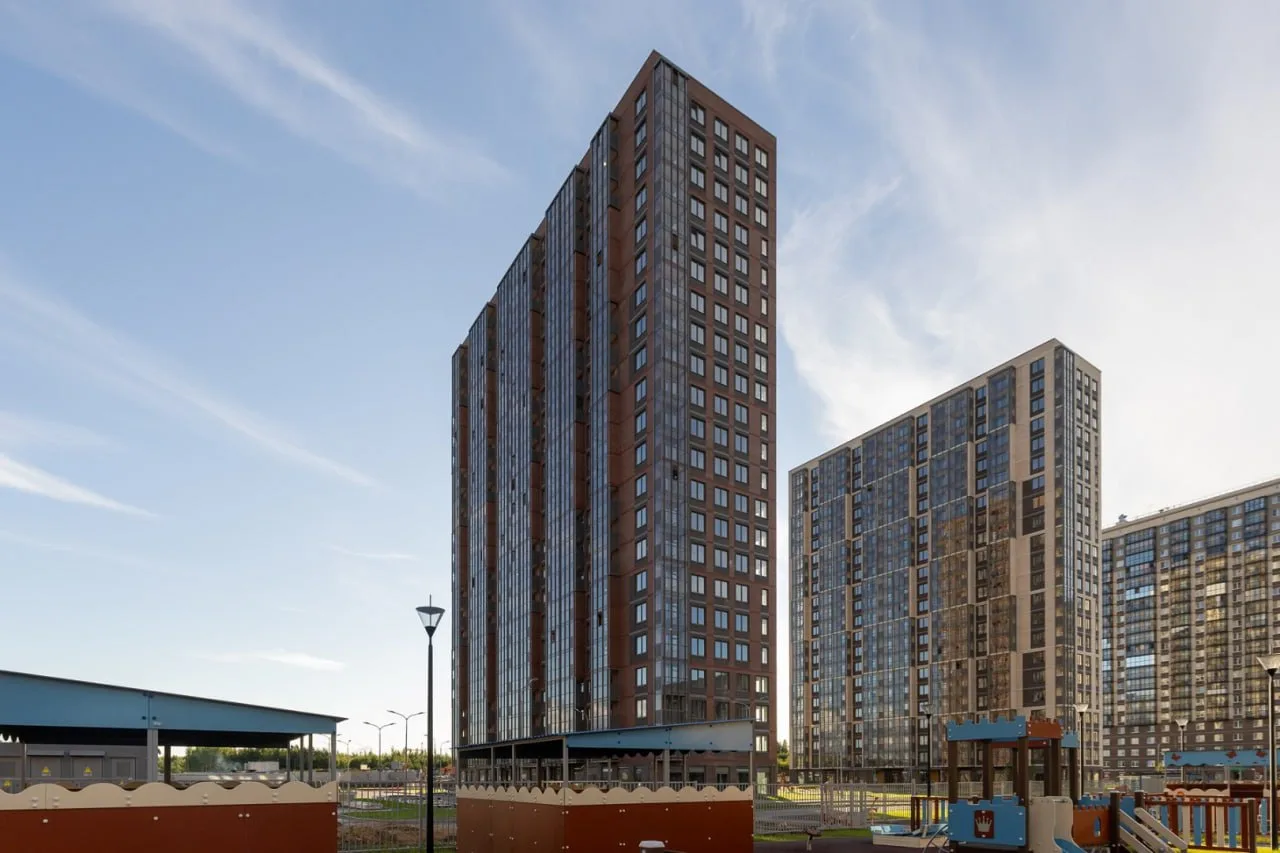 "Главстрой Санкт-Петербург" начал заселение двух корпусов в ЖК «Юнтолово»