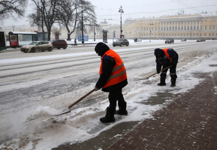 Уборка снега за 700