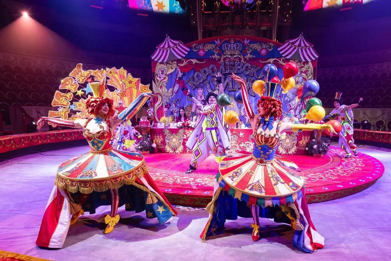 Цирк Гии Эрадзе использует технологии, но главными на арене остаются артисты