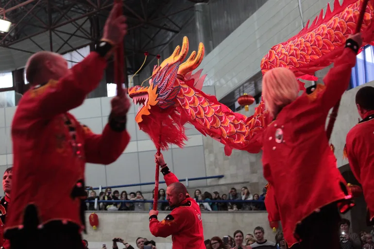 Смартфон от Apple единственный показал рост продаж в КНР за месяц