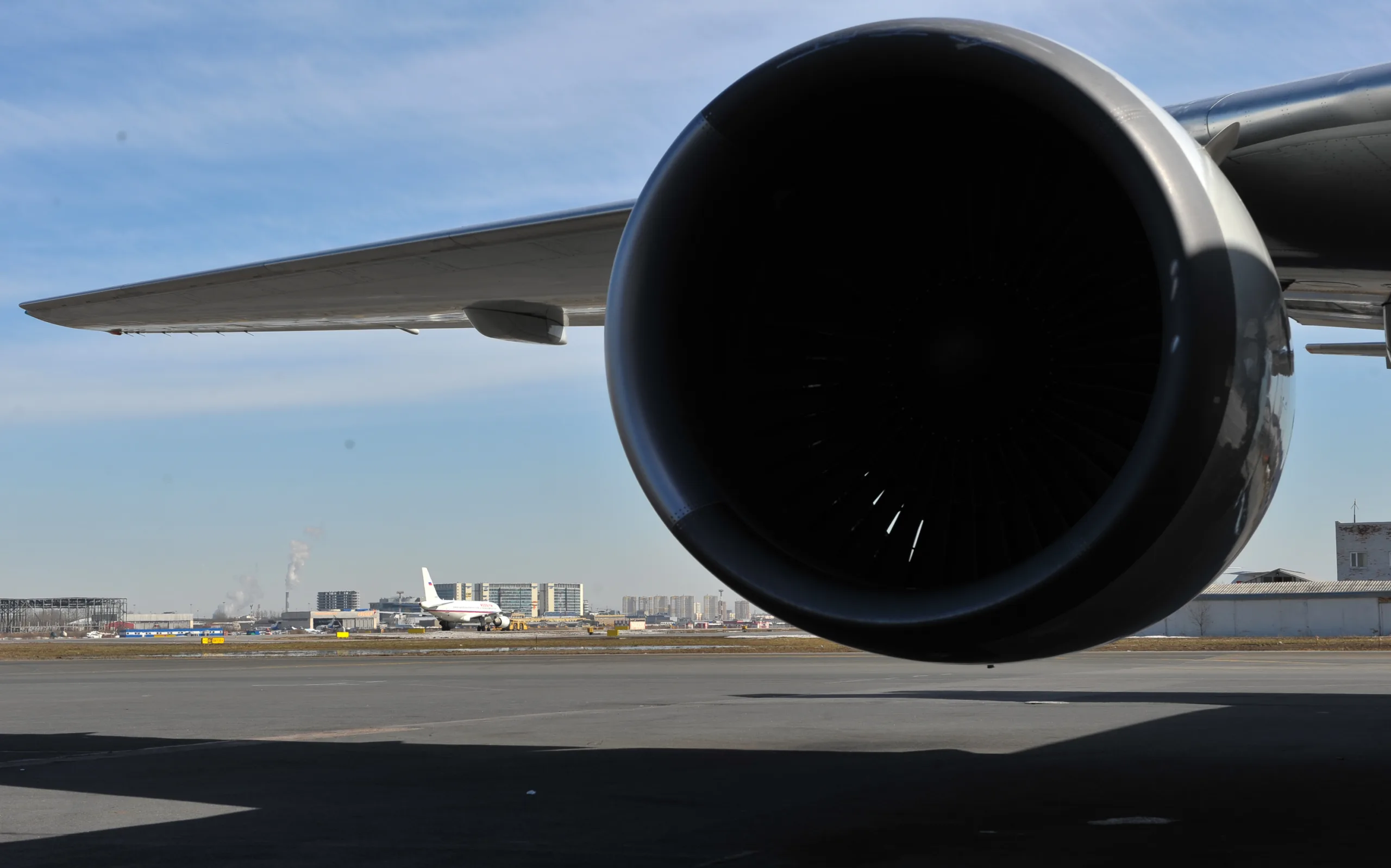 Принц Гарри и Меган Маркл объявили о новом зарубежном турне