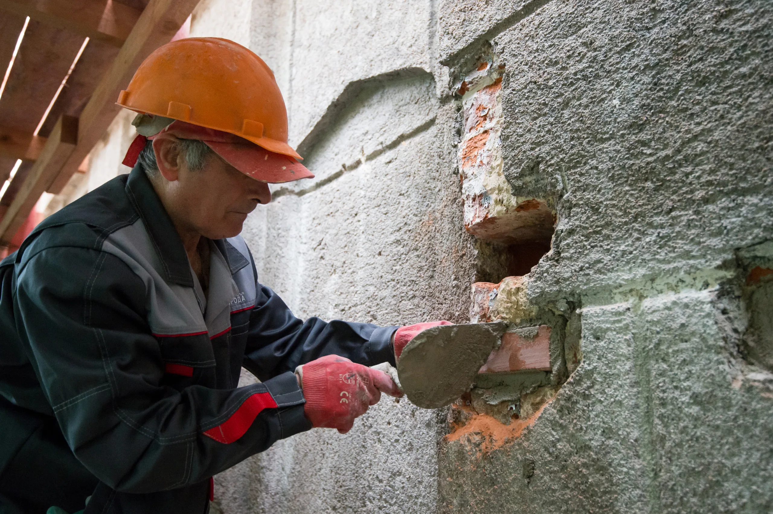 Жители Йорка требуют стереть имя принца Эндрю из истории города