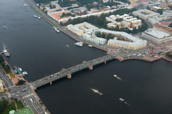 дворцовый мост