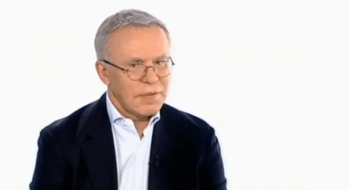 Фетисов